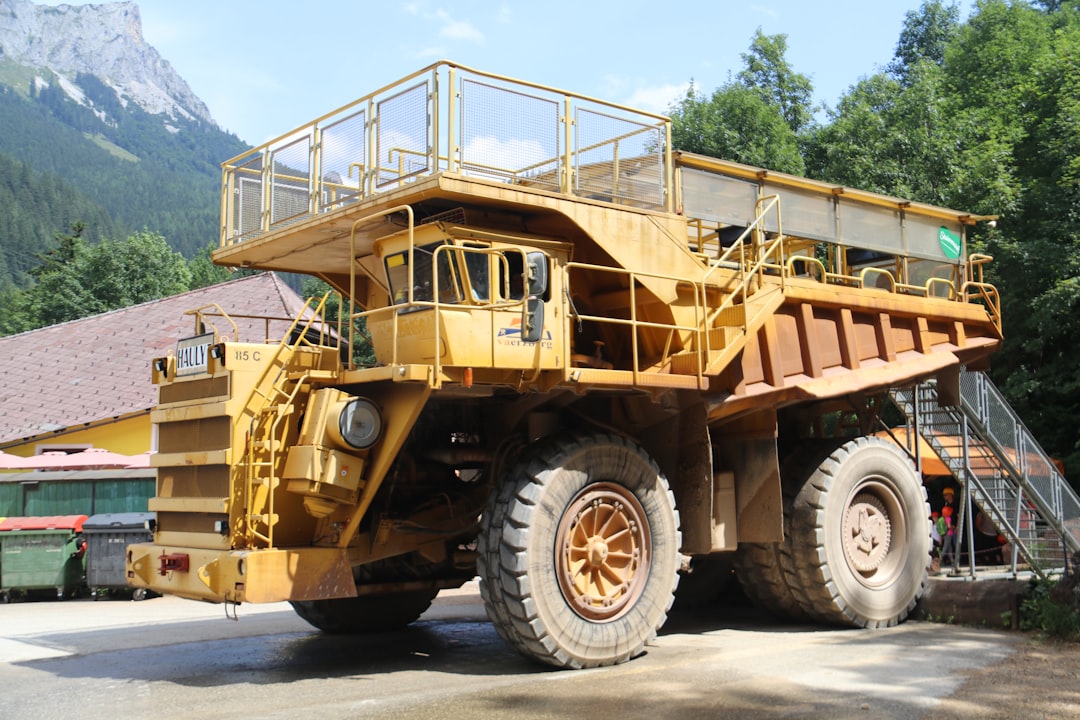 Dumper Truck, Articulated