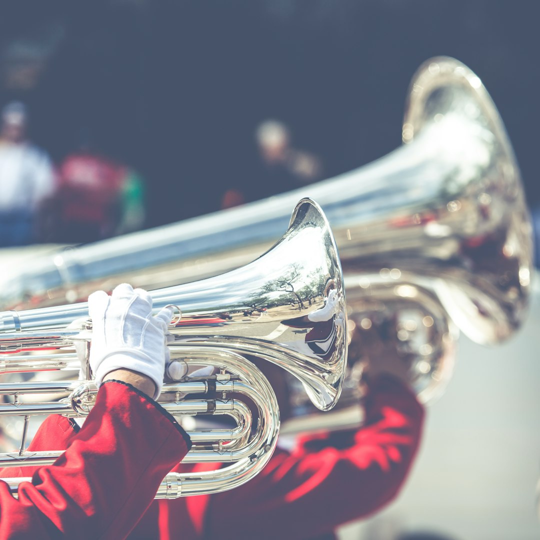 Tuba, a thiccc subject
